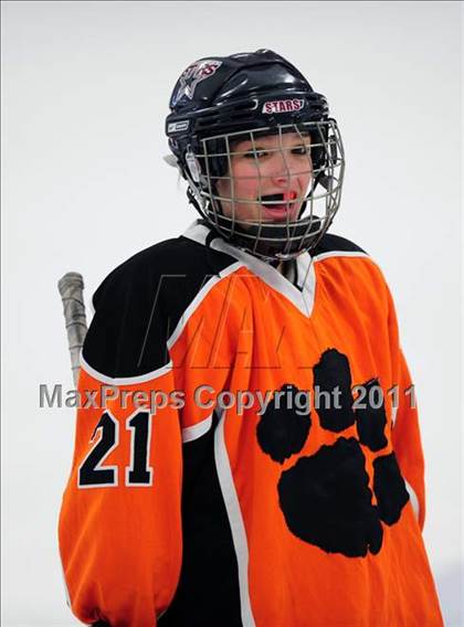 Thumbnail 1 in Ridgefield vs.  New Canaan (State Final) photogallery.