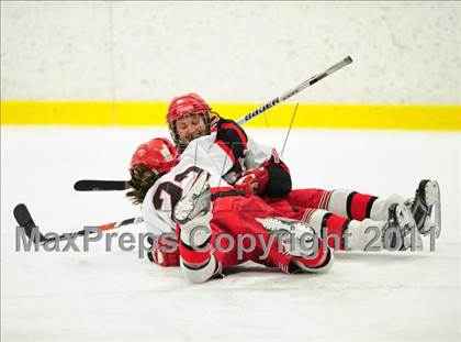 Thumbnail 2 in Ridgefield vs.  New Canaan (State Final) photogallery.