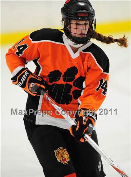 Thumbnail 1 in Ridgefield vs.  New Canaan (State Final) photogallery.