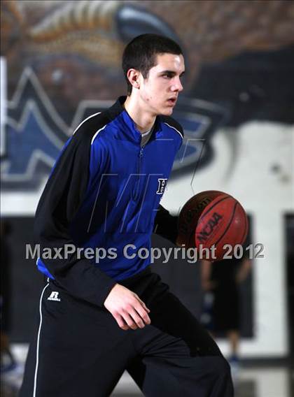 Thumbnail 2 in Grandview @ Highlands Ranch (CHSAA 5A Sweet 16) photogallery.