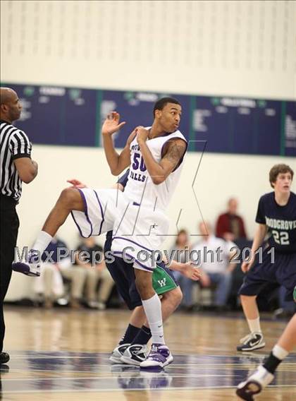 Thumbnail 3 in Woodgrove vs. Potomac Falls photogallery.