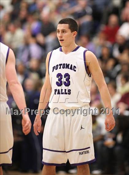Thumbnail 2 in Woodgrove vs. Potomac Falls photogallery.