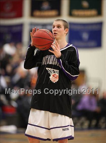 Thumbnail 1 in Woodgrove vs. Potomac Falls photogallery.