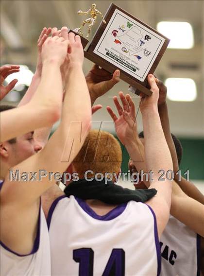 Thumbnail 1 in Woodgrove vs. Potomac Falls photogallery.