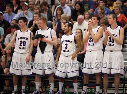 Thumbnail 1 in Woodgrove vs. Potomac Falls photogallery.