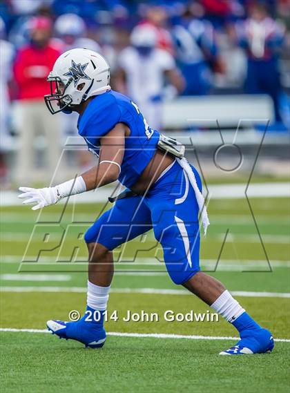 Thumbnail 2 in Navasota vs. Henderson (UIL Region 3 4A  Div 1 Quarterfinal)  photogallery.