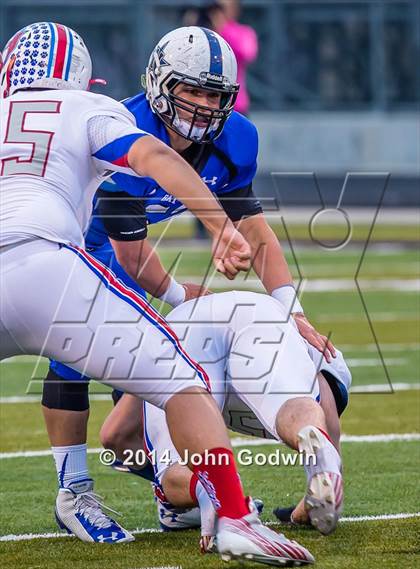 Thumbnail 3 in Navasota vs. Henderson (UIL Region 3 4A  Div 1 Quarterfinal)  photogallery.