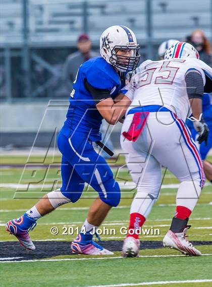 Thumbnail 3 in Navasota vs. Henderson (UIL Region 3 4A  Div 1 Quarterfinal)  photogallery.