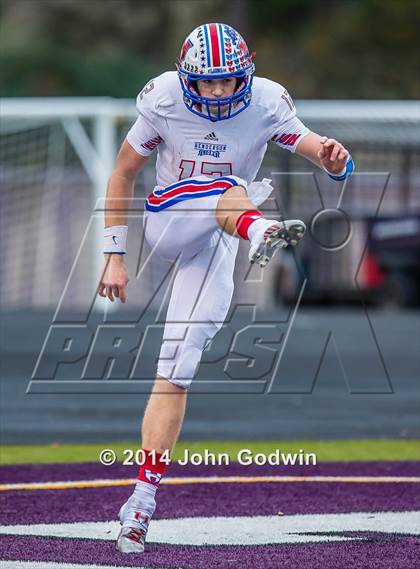 Thumbnail 3 in Navasota vs. Henderson (UIL Region 3 4A  Div 1 Quarterfinal)  photogallery.