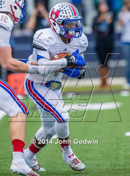 Thumbnail 2 in Navasota vs. Henderson (UIL Region 3 4A  Div 1 Quarterfinal)  photogallery.