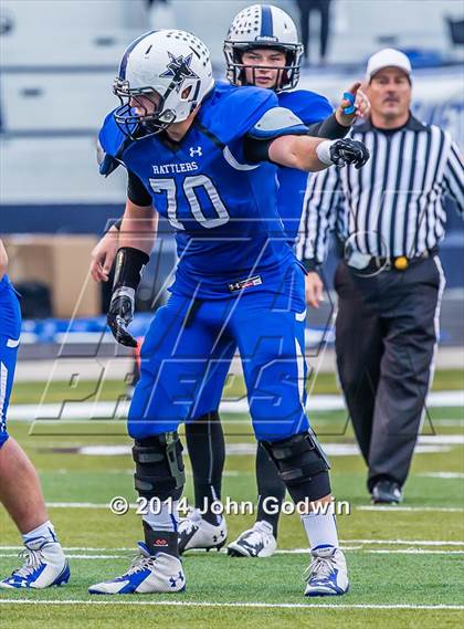 Thumbnail 1 in Navasota vs. Henderson (UIL Region 3 4A  Div 1 Quarterfinal)  photogallery.