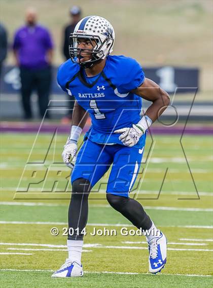 Thumbnail 2 in Navasota vs. Henderson (UIL Region 3 4A  Div 1 Quarterfinal)  photogallery.