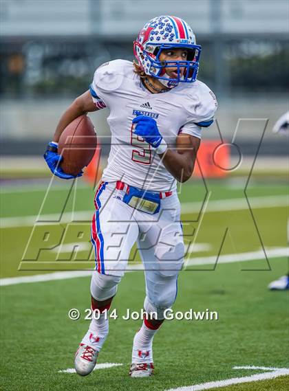 Thumbnail 2 in Navasota vs. Henderson (UIL Region 3 4A  Div 1 Quarterfinal)  photogallery.