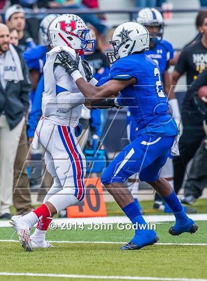 Thumbnail 2 in Navasota vs. Henderson (UIL Region 3 4A  Div 1 Quarterfinal)  photogallery.