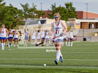 Thumbnail 1 in Riverside vs Mountain View (Bulldog Invitational) photogallery.