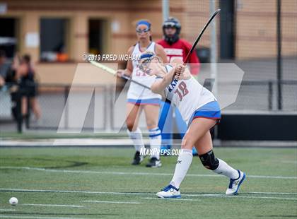 Thumbnail 3 in Riverside vs Mountain View (Bulldog Invitational) photogallery.