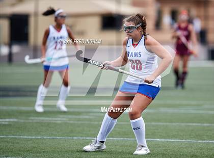 Thumbnail 1 in Riverside vs Mountain View (Bulldog Invitational) photogallery.