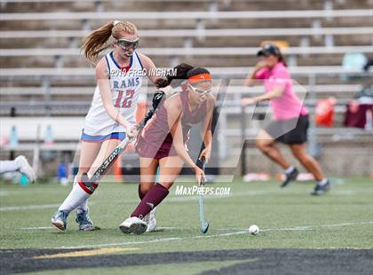 Thumbnail 2 in Riverside vs Mountain View (Bulldog Invitational) photogallery.