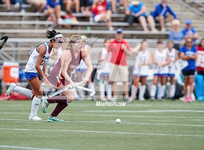 Thumbnail 3 in Riverside vs Mountain View (Bulldog Invitational) photogallery.
