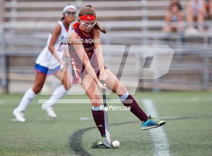 Thumbnail 2 in Riverside vs Mountain View (Bulldog Invitational) photogallery.
