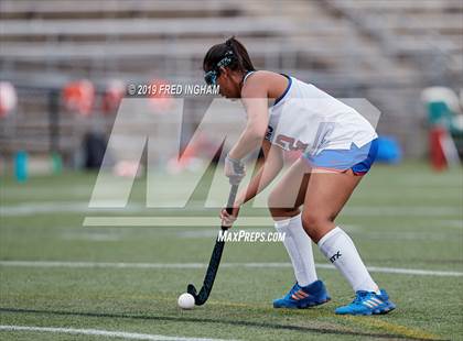 Thumbnail 3 in Riverside vs Mountain View (Bulldog Invitational) photogallery.