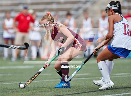 Thumbnail 3 in Riverside vs Mountain View (Bulldog Invitational) photogallery.