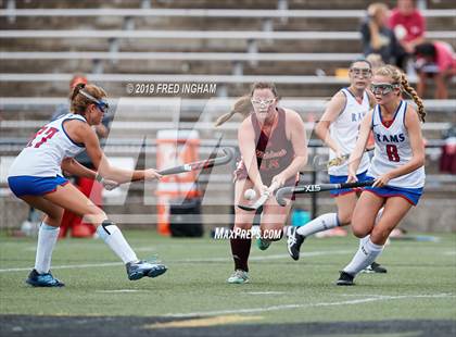 Thumbnail 3 in Riverside vs Mountain View (Bulldog Invitational) photogallery.