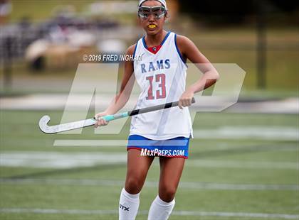 Thumbnail 2 in Riverside vs Mountain View (Bulldog Invitational) photogallery.