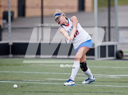 Thumbnail 3 in Riverside vs Mountain View (Bulldog Invitational) photogallery.