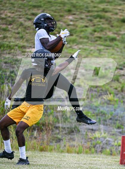 Thumbnail 1 in Montgomery Central vs Chapel Hill (Montgomery Central 1st Annual 7 on 7 Air Raid Classic) photogallery.