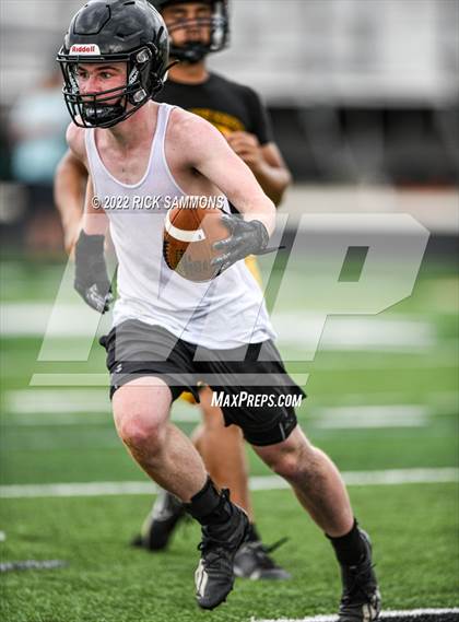 Thumbnail 1 in Montgomery Central vs Chapel Hill (Montgomery Central 1st Annual 7 on 7 Air Raid Classic) photogallery.