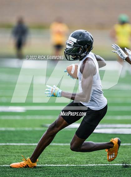 Thumbnail 2 in Montgomery Central vs Chapel Hill (Montgomery Central 1st Annual 7 on 7 Air Raid Classic) photogallery.