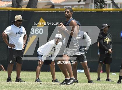 Thumbnail 2 in Charter Oak vs. St. John Bosco (Battle at the Beach 7-on-7) photogallery.