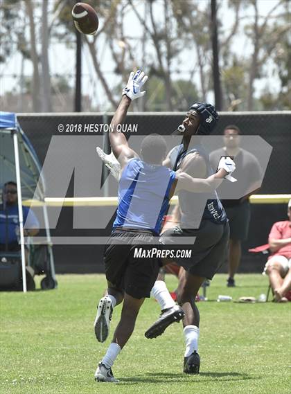 Thumbnail 2 in Charter Oak vs. St. John Bosco (Battle at the Beach 7-on-7) photogallery.