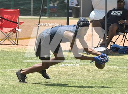 Thumbnail 1 in Charter Oak vs. St. John Bosco (Battle at the Beach 7-on-7) photogallery.