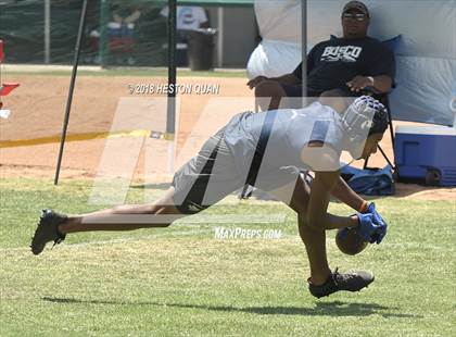 Thumbnail 2 in Charter Oak vs. St. John Bosco (Battle at the Beach 7-on-7) photogallery.