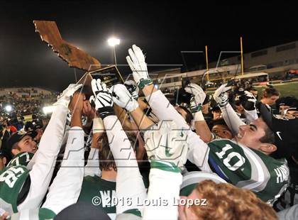 Thumbnail 3 in Centennial vs. De La Salle (CIF State Open Division Final) photogallery.