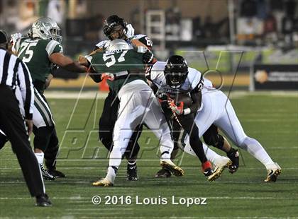 Thumbnail 2 in Centennial vs. De La Salle (CIF State Open Division Final) photogallery.
