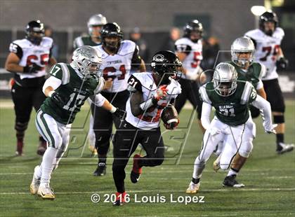 Thumbnail 3 in Centennial vs. De La Salle (CIF State Open Division Final) photogallery.