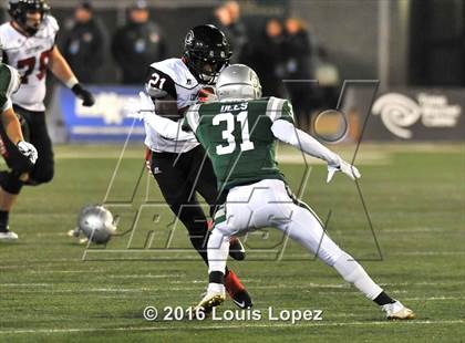Thumbnail 3 in Centennial vs. De La Salle (CIF State Open Division Final) photogallery.