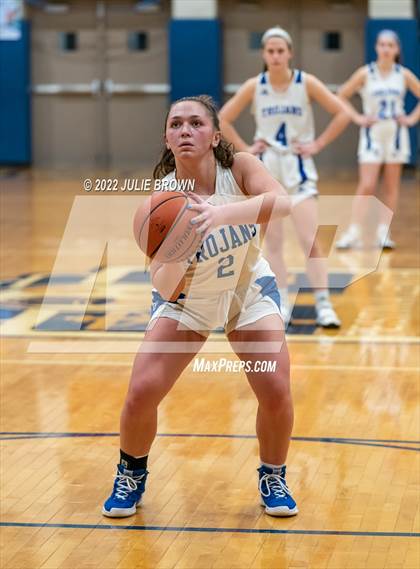 Thumbnail 2 in North Central @ Indianapolis Bishop Chatard photogallery.