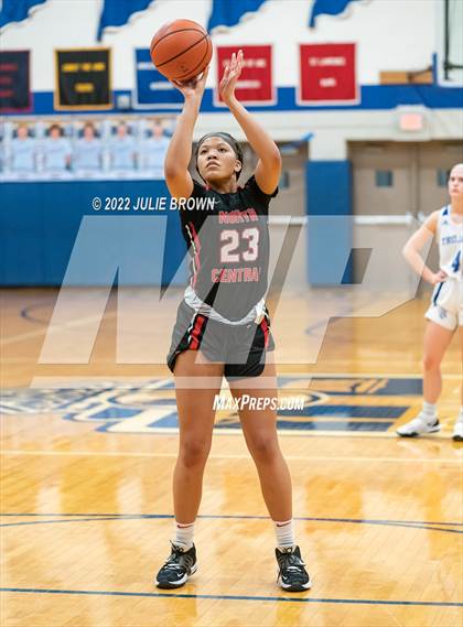 Thumbnail 2 in North Central @ Indianapolis Bishop Chatard photogallery.