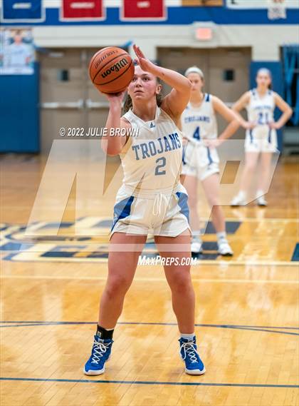 Thumbnail 2 in North Central @ Indianapolis Bishop Chatard photogallery.