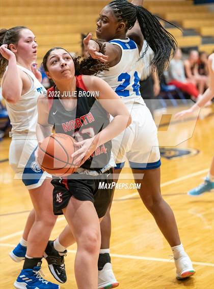 Thumbnail 3 in North Central @ Indianapolis Bishop Chatard photogallery.