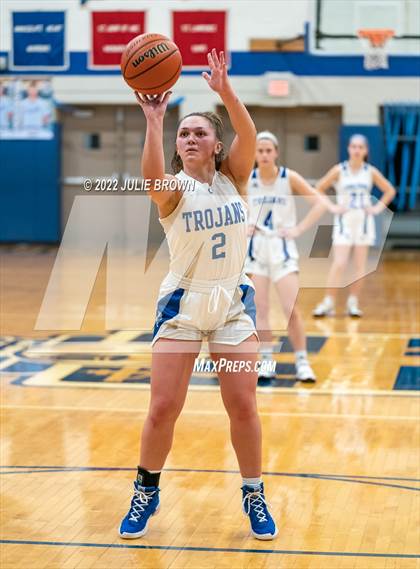 Thumbnail 3 in North Central @ Indianapolis Bishop Chatard photogallery.