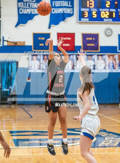 Thumbnail 1 in North Central @ Indianapolis Bishop Chatard photogallery.