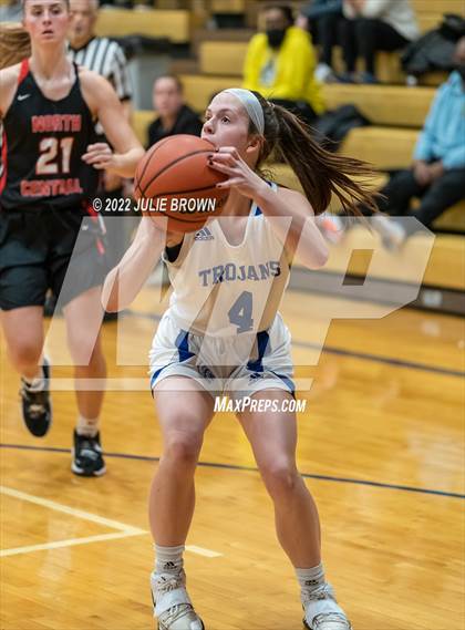 Thumbnail 2 in North Central @ Indianapolis Bishop Chatard photogallery.