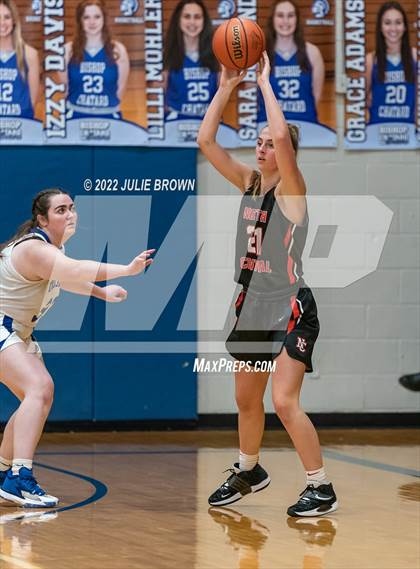 Thumbnail 3 in North Central @ Indianapolis Bishop Chatard photogallery.