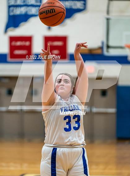 Thumbnail 2 in North Central @ Indianapolis Bishop Chatard photogallery.