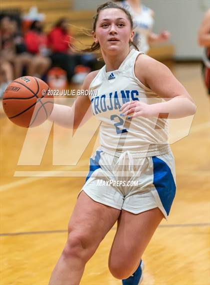 Thumbnail 3 in North Central @ Indianapolis Bishop Chatard photogallery.